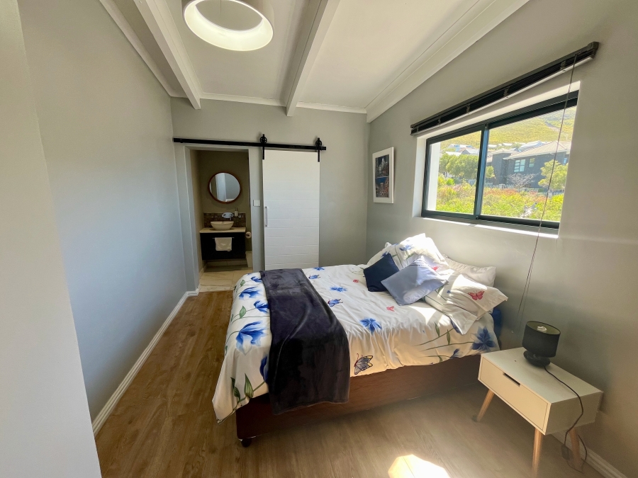 5 Bedroom Property for Sale in Onrus Western Cape